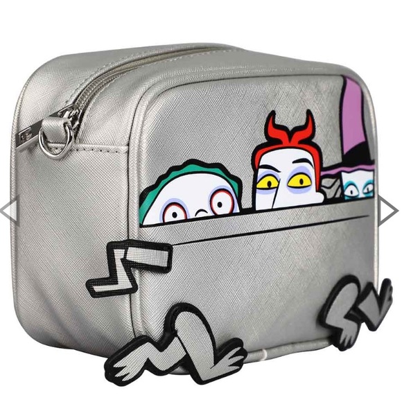 THE NIGHTMARE BEFORE CHRISTMAS SHOCK, LOCK & BARREL HANDBAG! - Picture 4 of 12